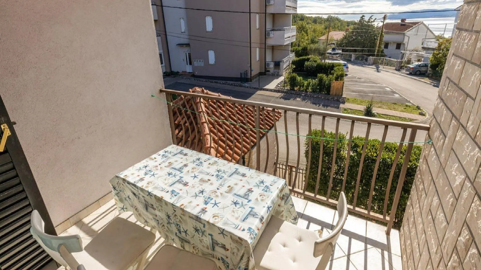 Apartments Ilija Njavro - One Bedroom Apartment With Balcony Jadranovo